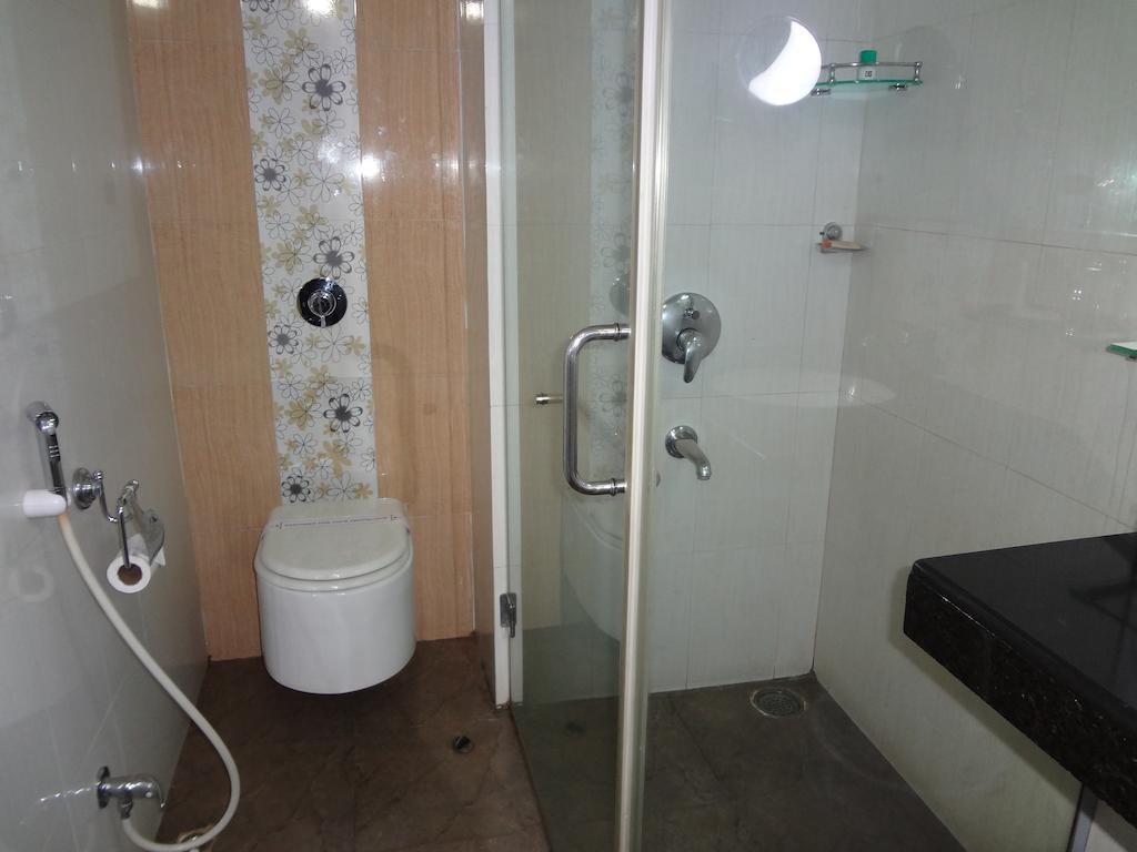 Hotel Budhil Park Визакхапатнам Стая снимка