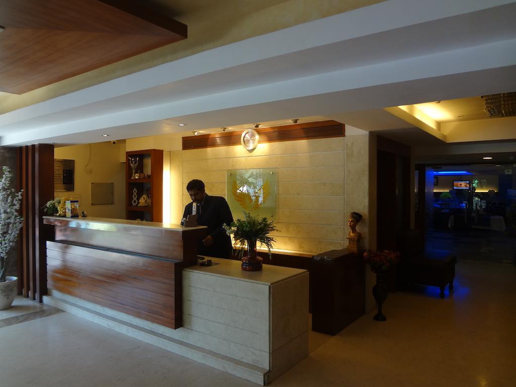 Hotel Budhil Park Визакхапатнам Екстериор снимка